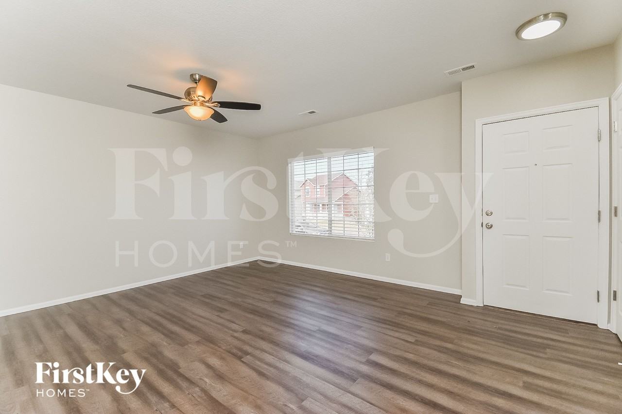 6291 Scottsbluff Dr - Photo 2 of 15