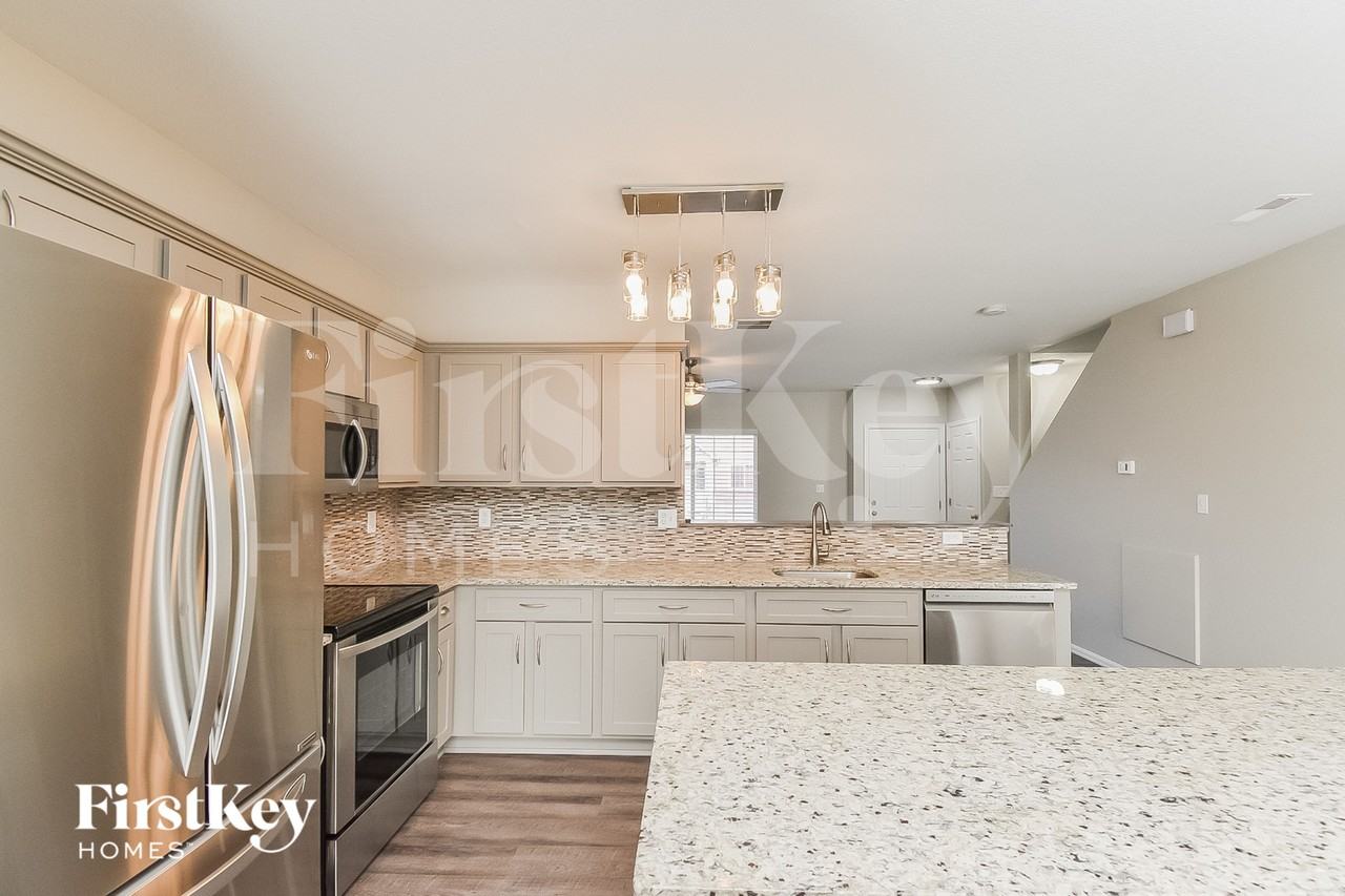 6291 Scottsbluff Dr - Photo 6 of 15