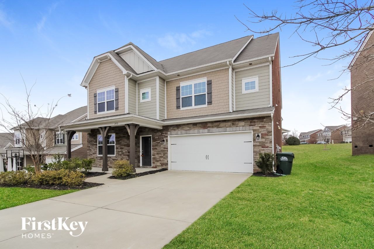 2532 Wellshire Ct - Photo 2 of 15