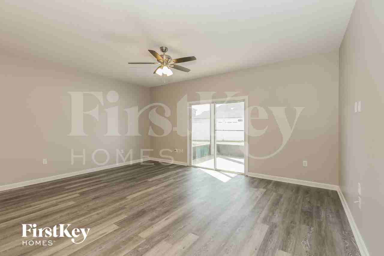15717 Spotted Saddle Cir - Photo 2 of 19