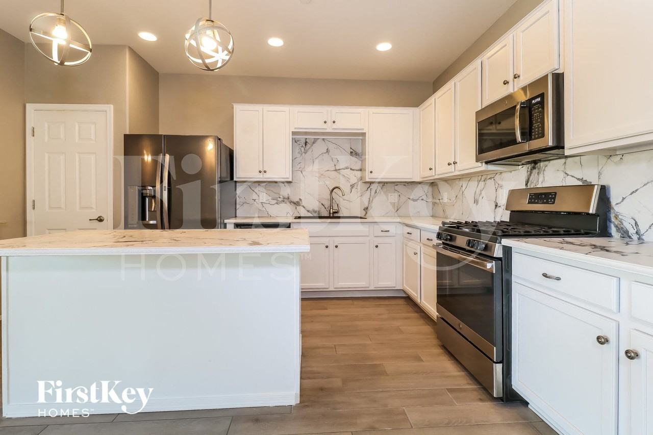 21380 W Monte Vista Rd - Photo 6 of 15