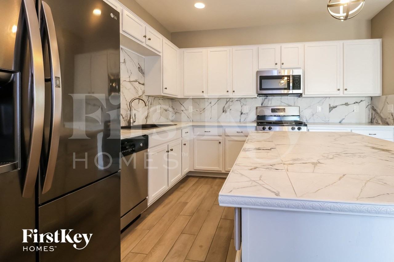 21380 W Monte Vista Rd - Photo 7 of 15