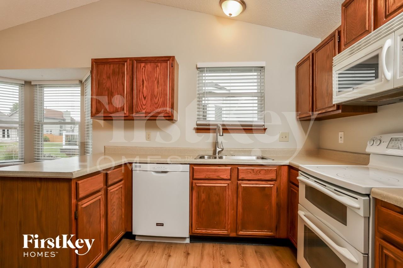 515 Misty Moss Ln - Photo 6 of 16