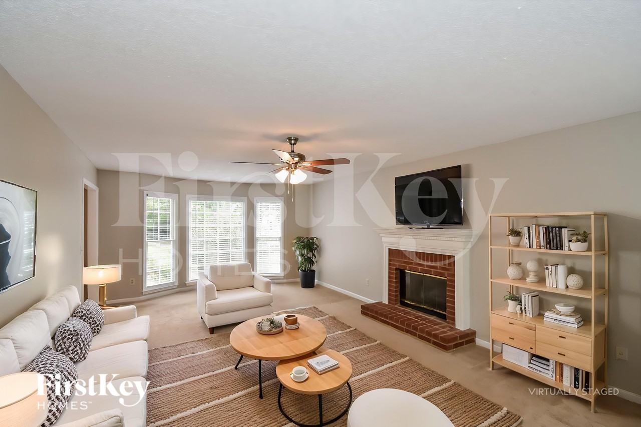 3486 Parsons Greene Pl - Photo 3 of 18