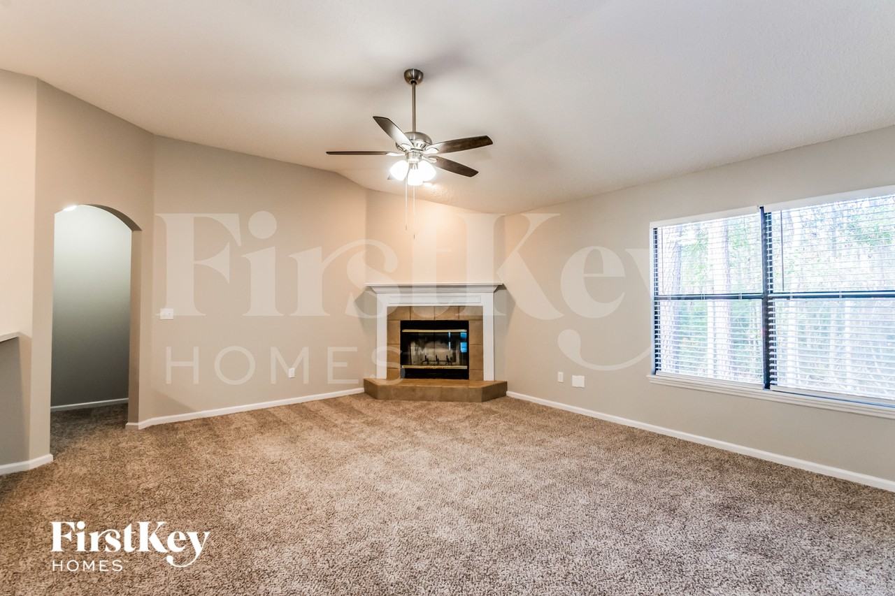 5541 Broadgate Ct - Photo 4 of 16