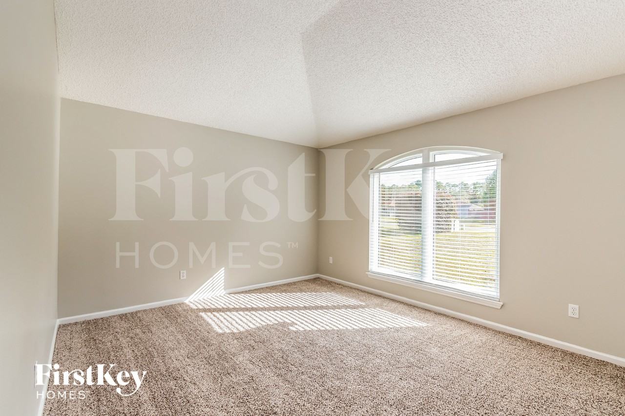 5541 Broadgate Ct - Photo 7 of 16