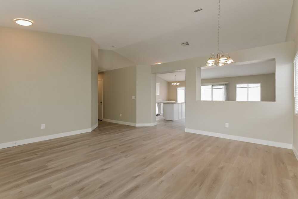 1212 Autumn Ridge Cir - Photo 4 of 16