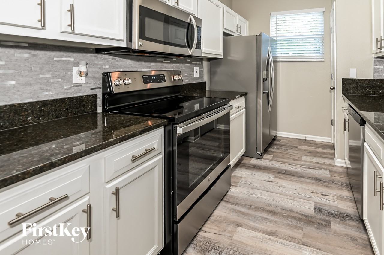 3207 Rosselle St - Photo 7 of 15