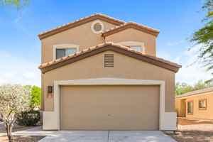 featured image of 476 E Placita Rejilla