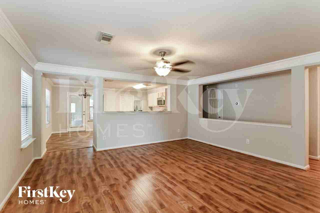 15114 Blue Creek Ranch Dr - Photo 2 of 15