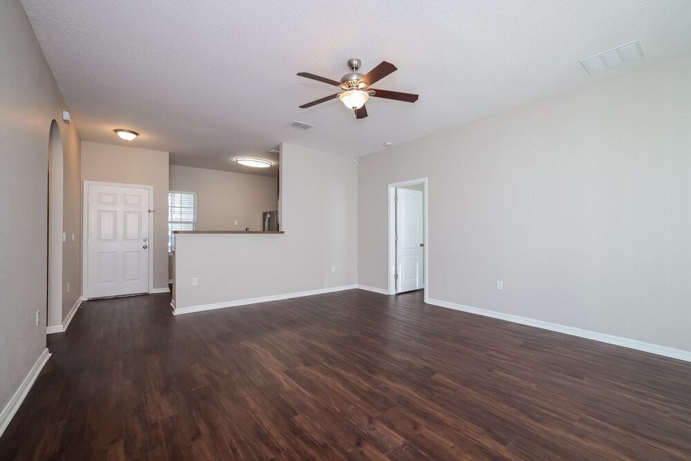 2220 Paria Ln - Photo 4 of 16