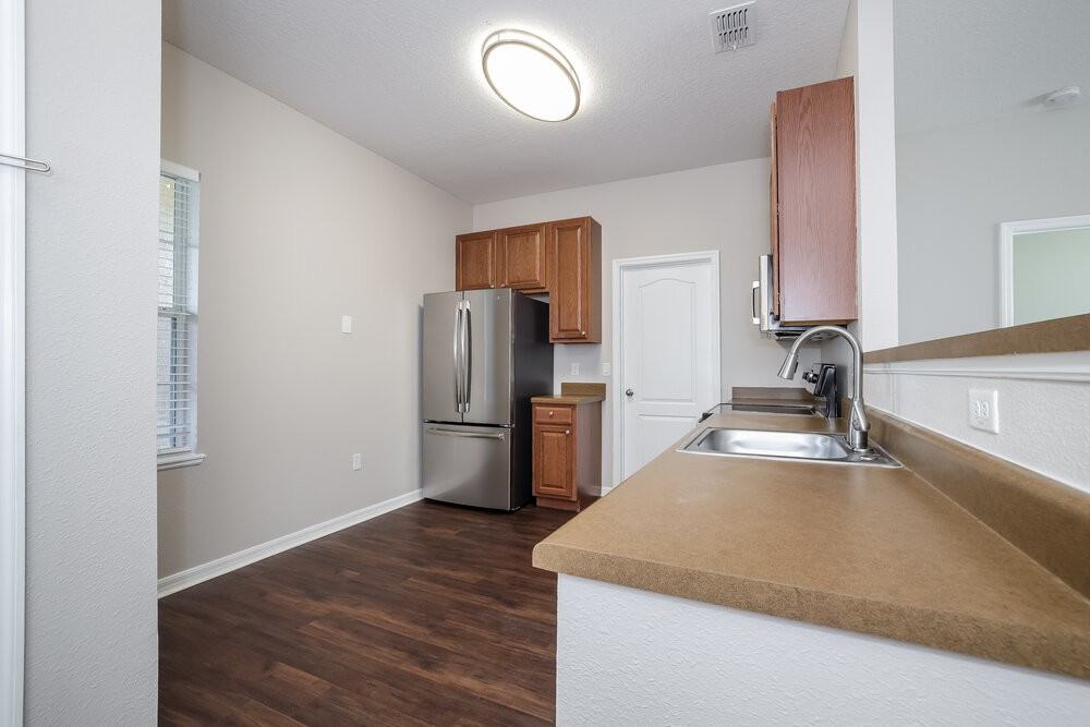 2220 Paria Ln - Photo 7 of 16
