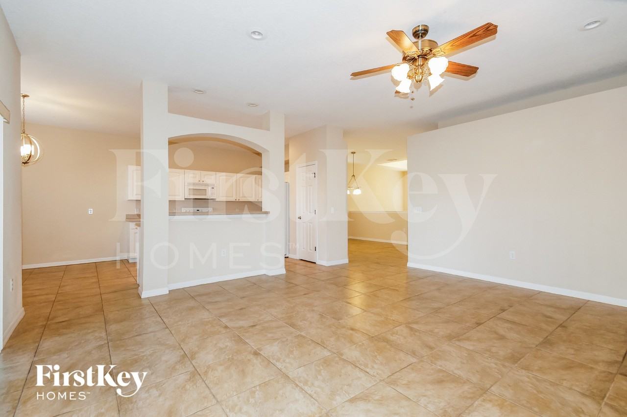 6850 Eagle Ridge Loop - Photo 3 of 16