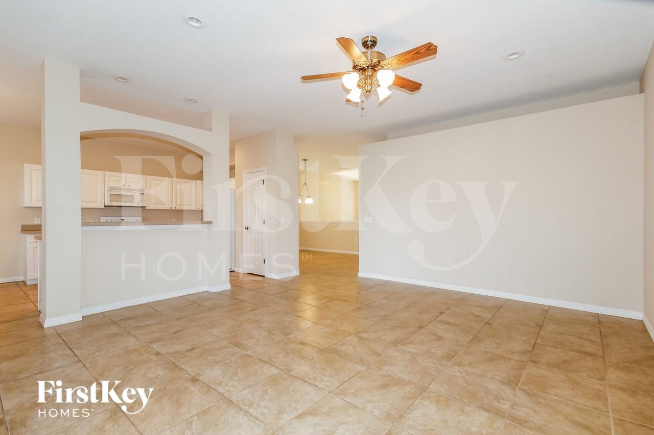 6850 Eagle Ridge Loop - Photo 4 of 16