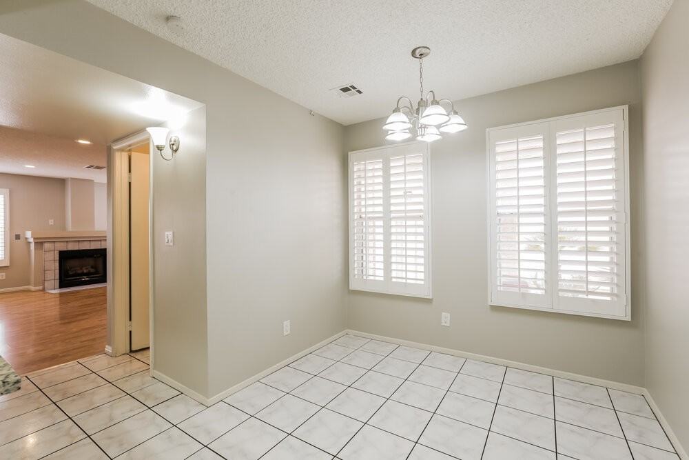 4136 Glenfield Cir - Photo 6 of 17