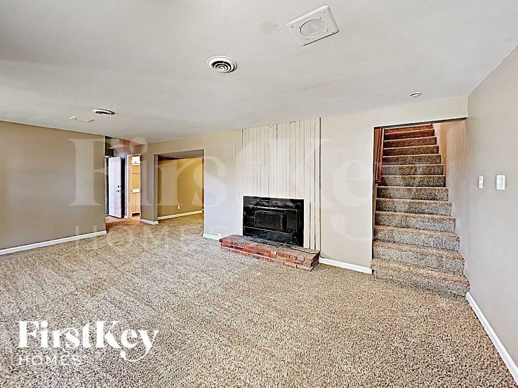 6 Rouen Ct - Photo 7 of 17