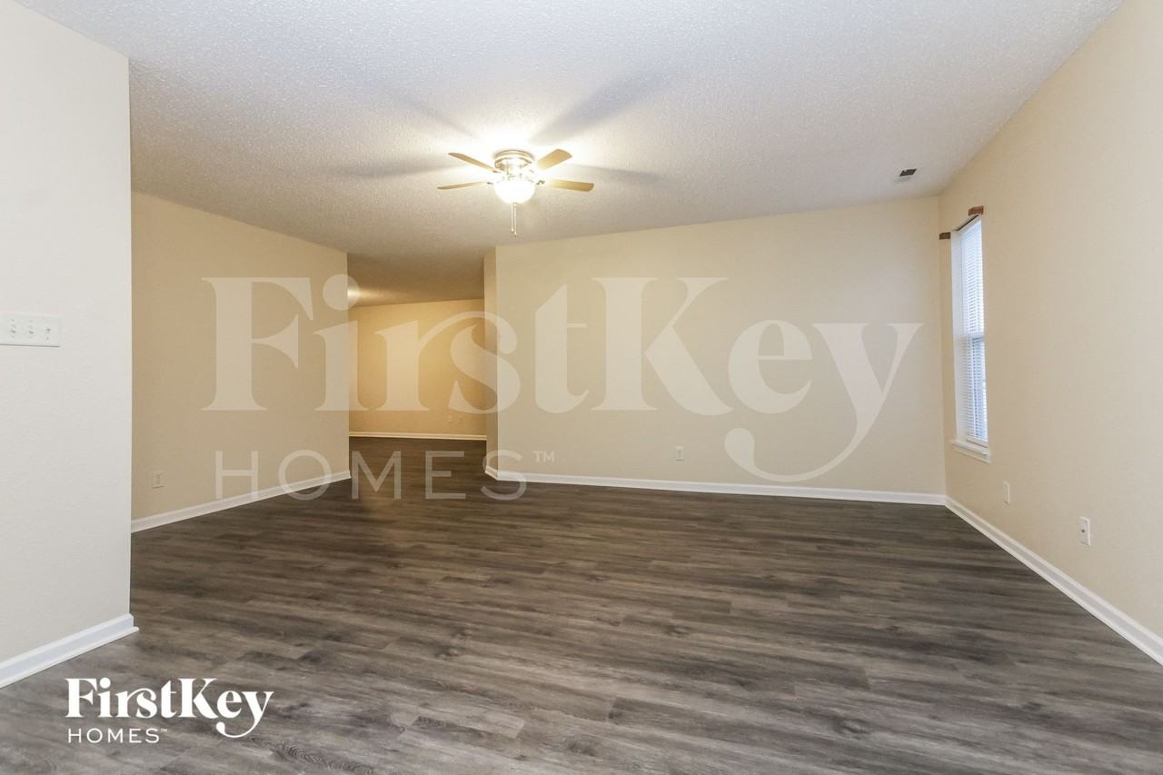 5805 Dollar Forge Dr - Photo 3 of 15