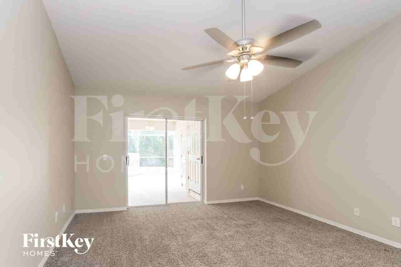 4411 Blantyre Pl - Photo 7 of 15