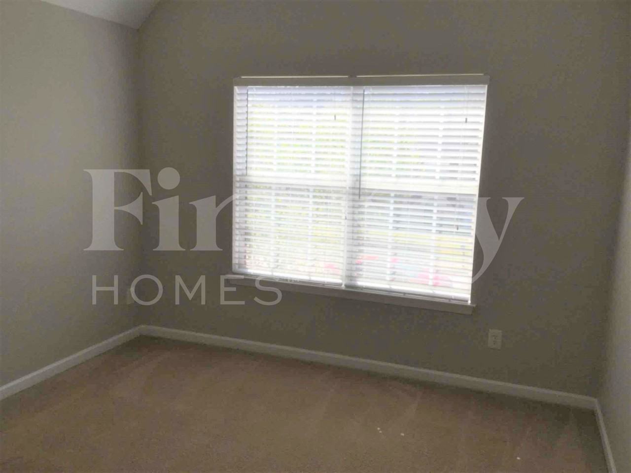 3844 Hadley Rd - Photo 7 of 13