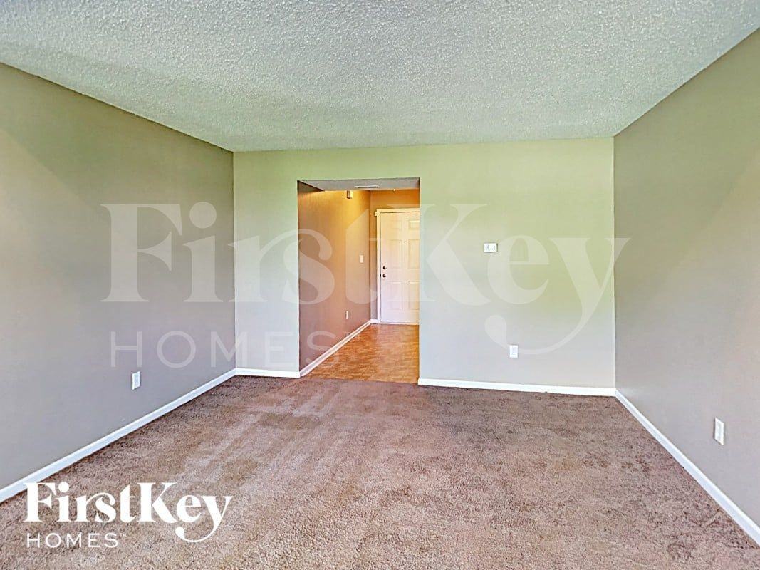 353 Watercress Way - Photo 4 of 17