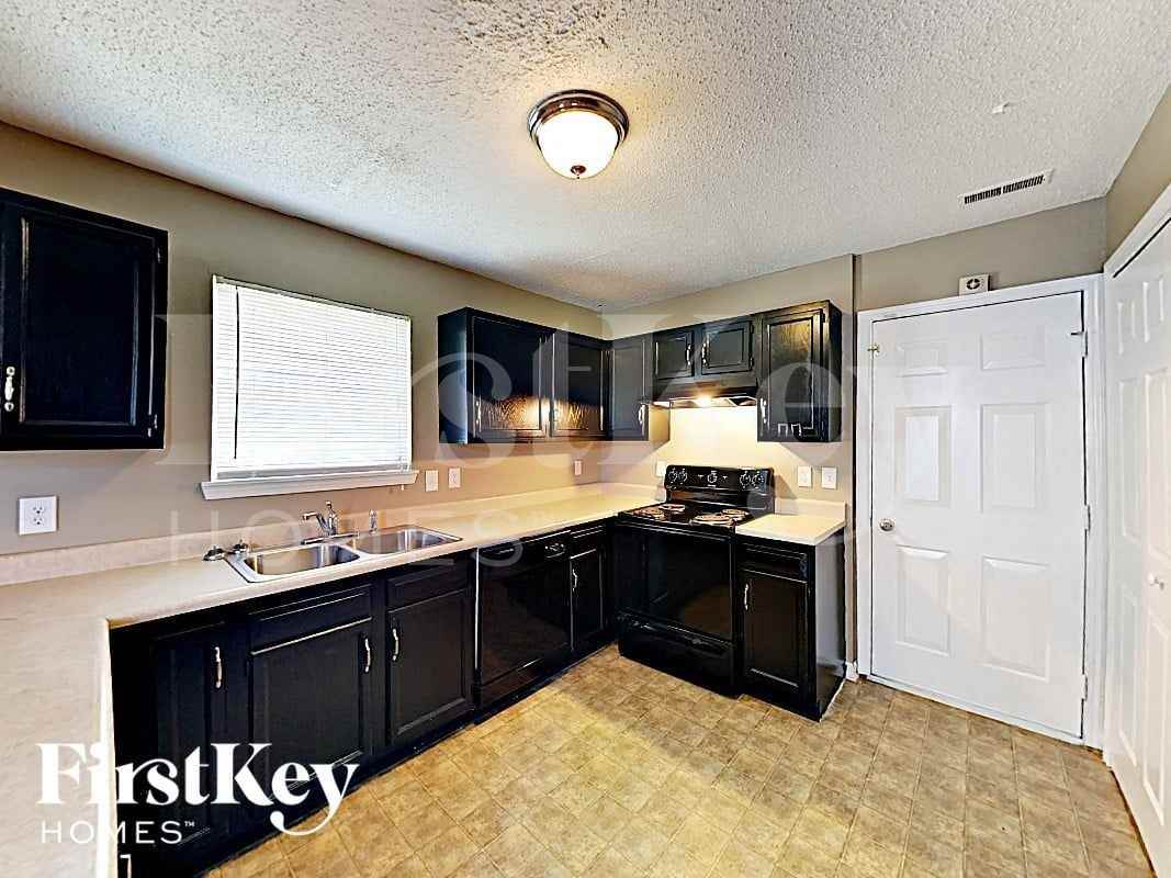 353 Watercress Way - Photo 6 of 17