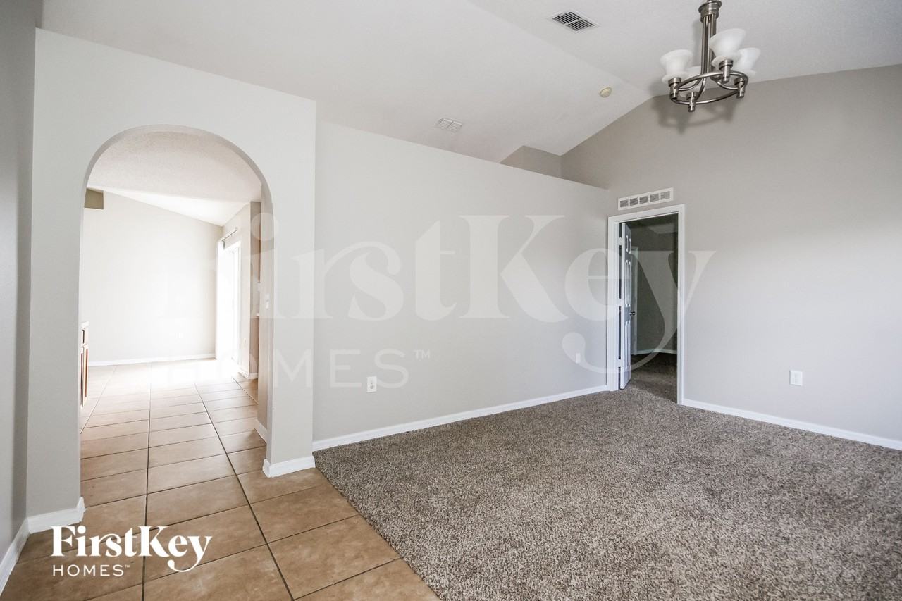 3457 Sleepy Hill Oaks St - Photo 3 of 16