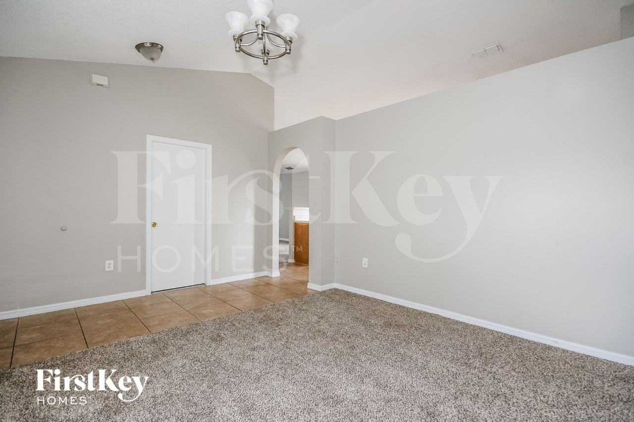3457 Sleepy Hill Oaks St - Photo 5 of 16