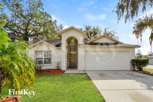 featured image of 3414 Cove Ct W