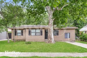 featured image of 1504 Valley View St