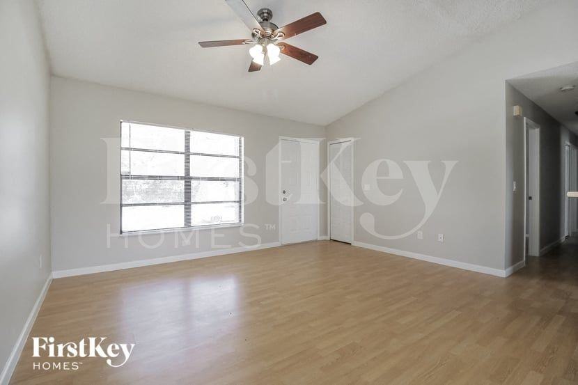 1180 Flintlock Ave Se - Photo 3 of 15