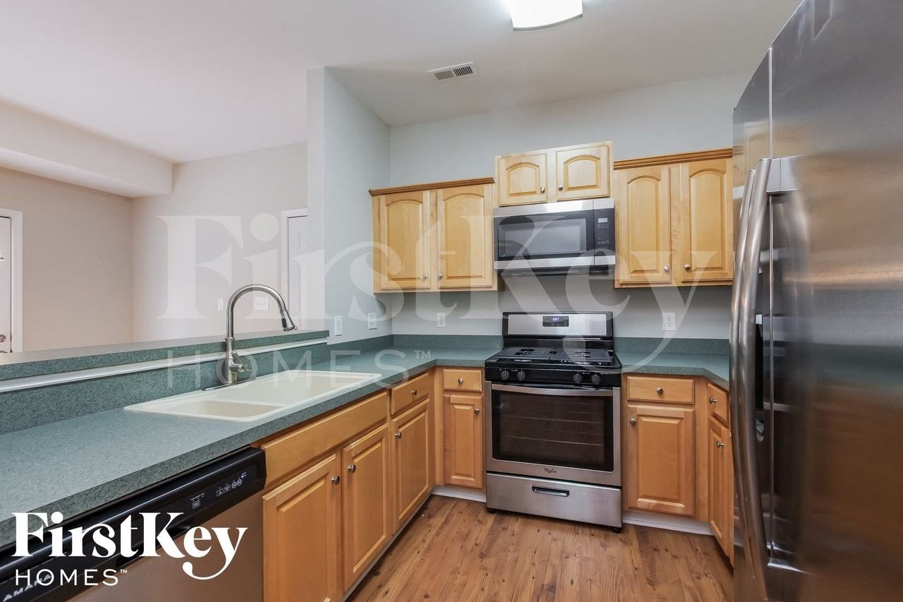 11735 Hawick Valley Ln - Photo 6 of 15