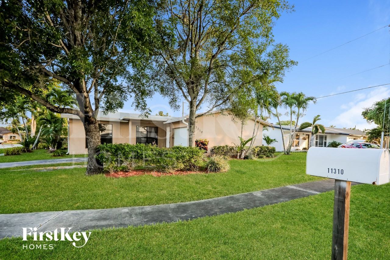 11310 Nwplace - Photo 2 of 16