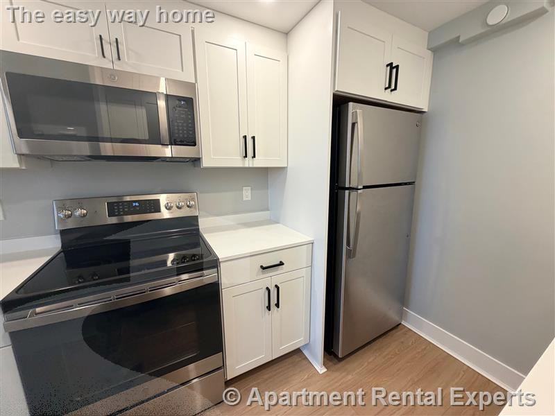 132 Sherman St #6 - Photo 2 of 9
