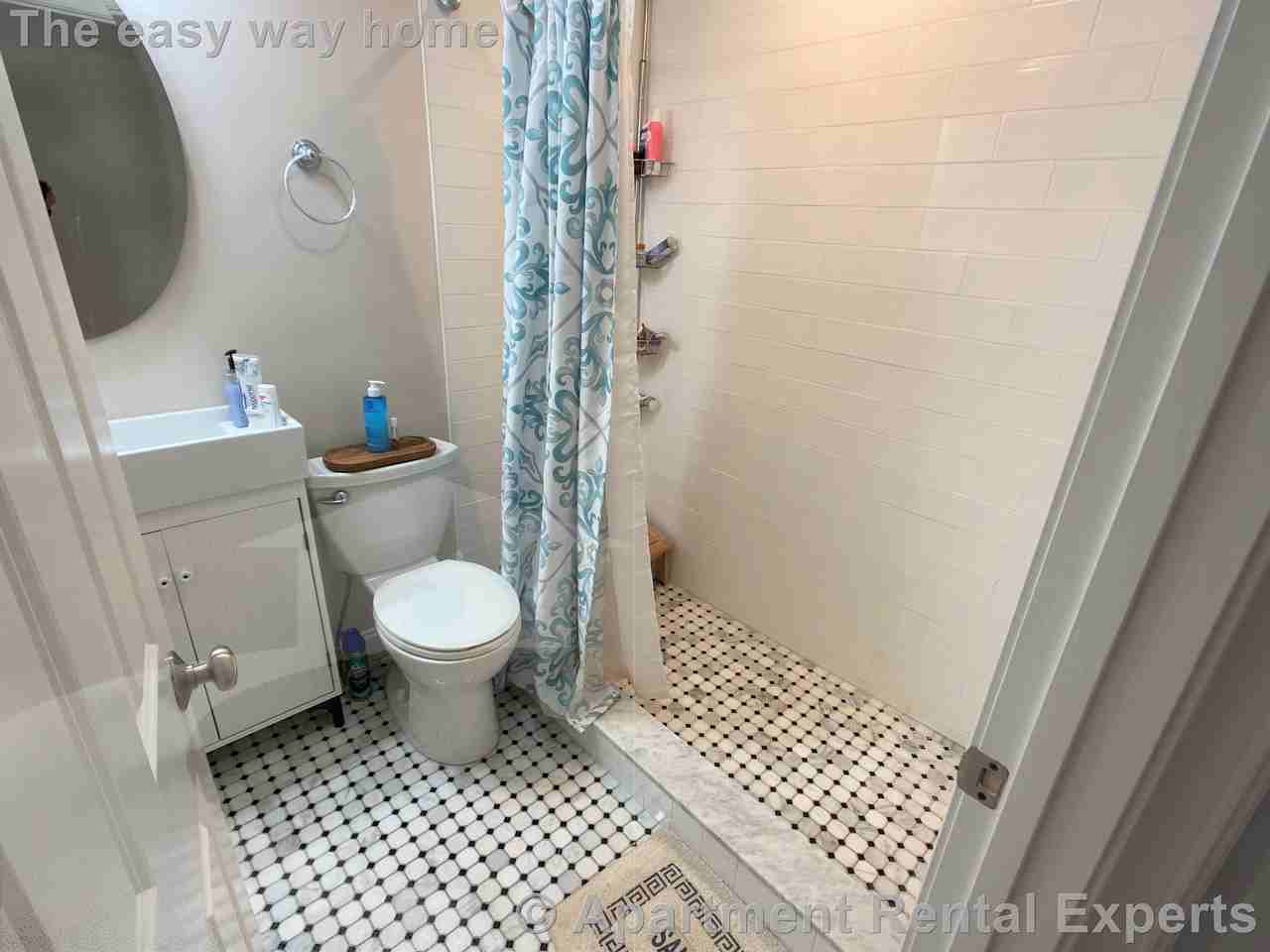 537 Main St #2 - Photo 7 of 23