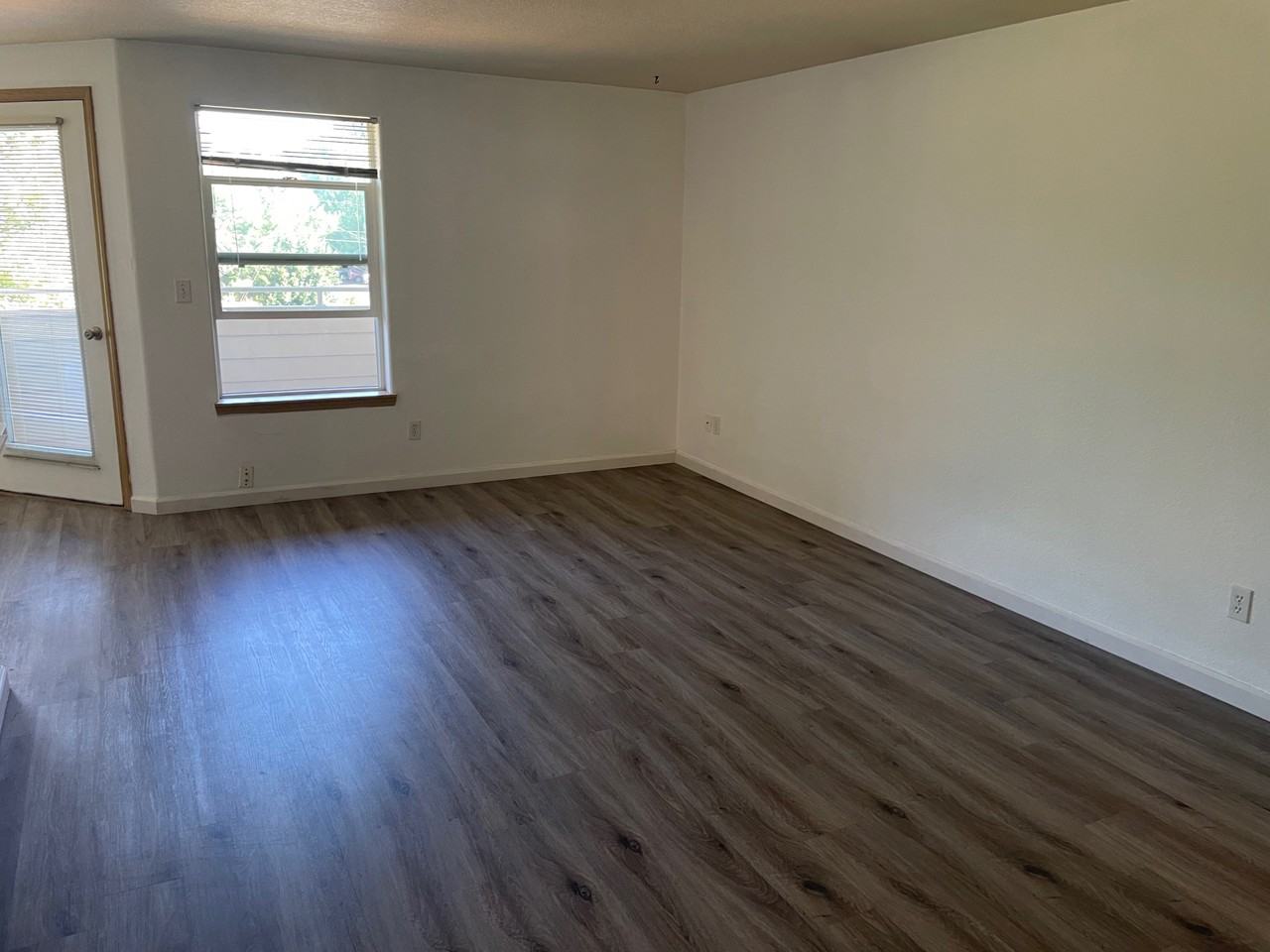 5670 Sw Erickson Ave #16 - Photo 2 of 3