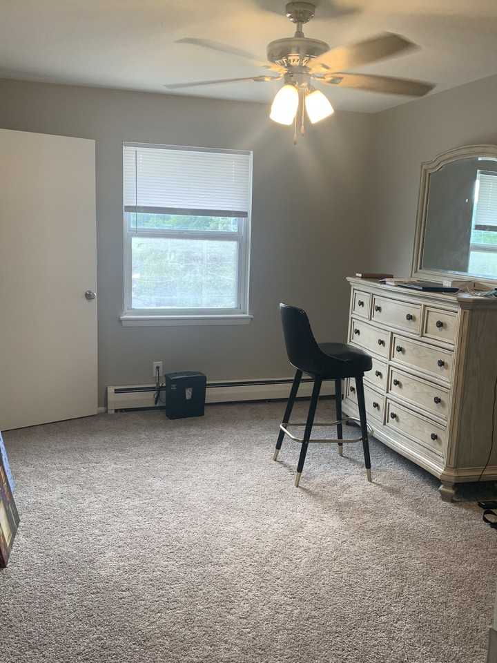 12111 W Bluemound Rd - Photo 5 of 7