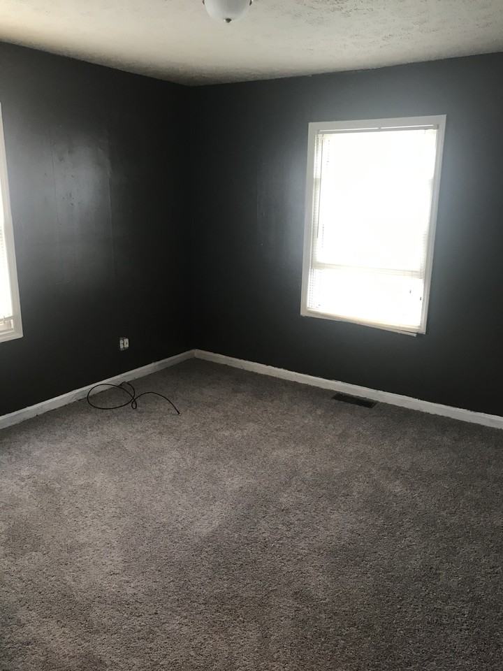 51 Pelham Hts - Photo 2 of 11