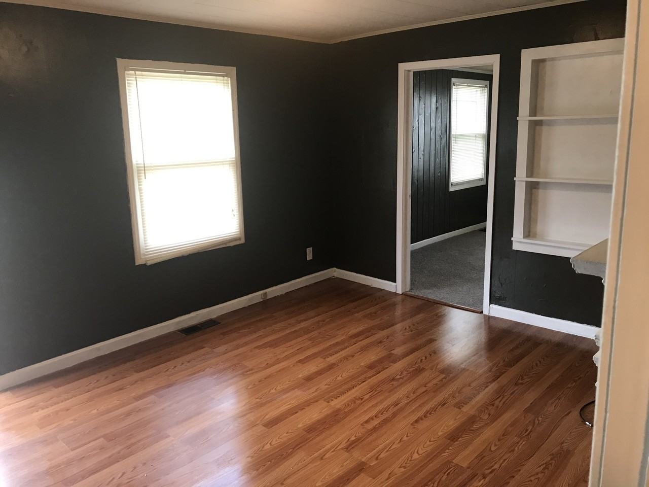51 Pelham Hts - Photo 4 of 11