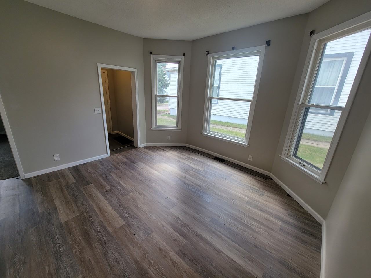 914 S 6th St #1 - Photo 5 of 5