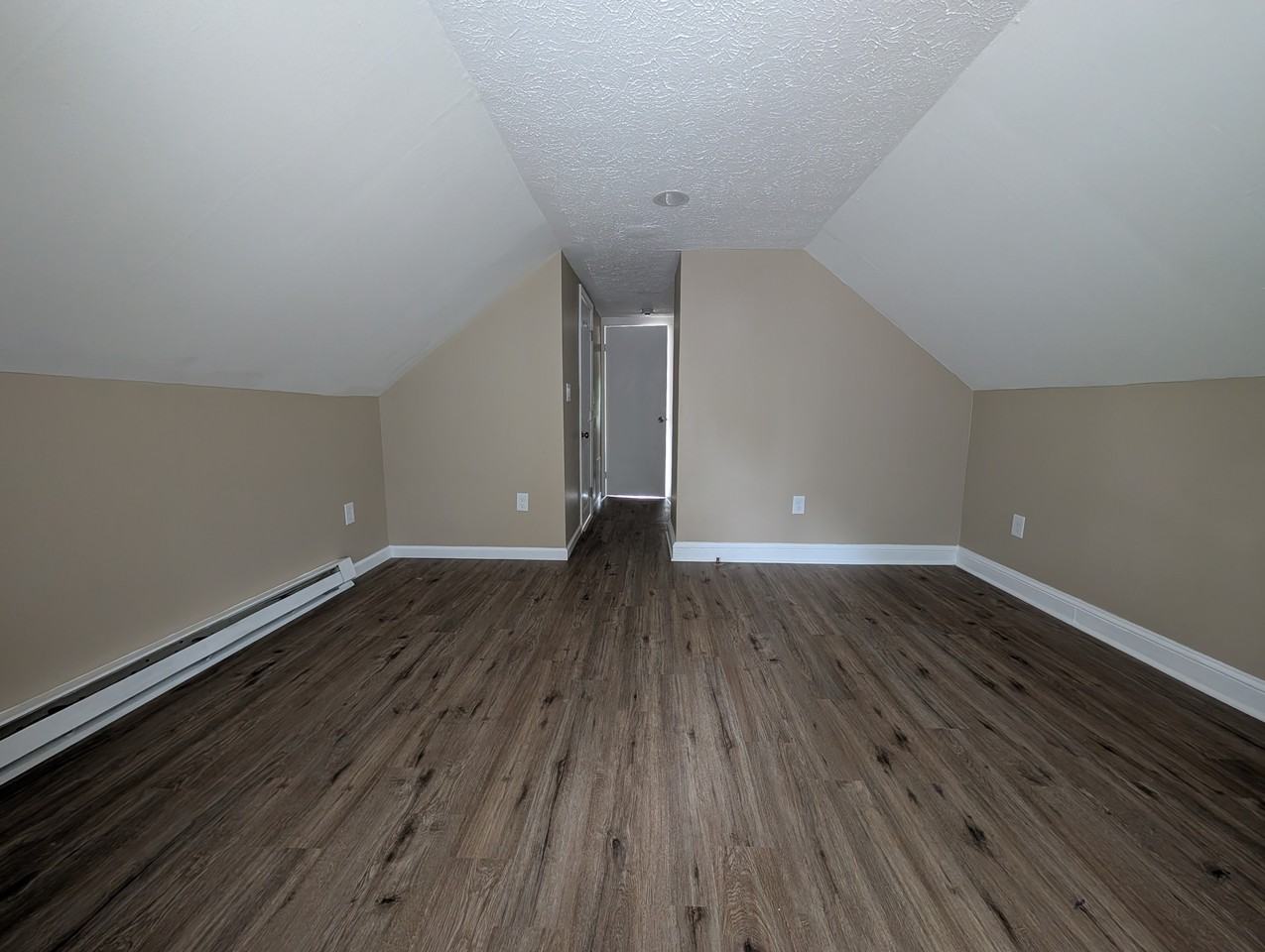 141 6th St #3 - Photo 2 of 8