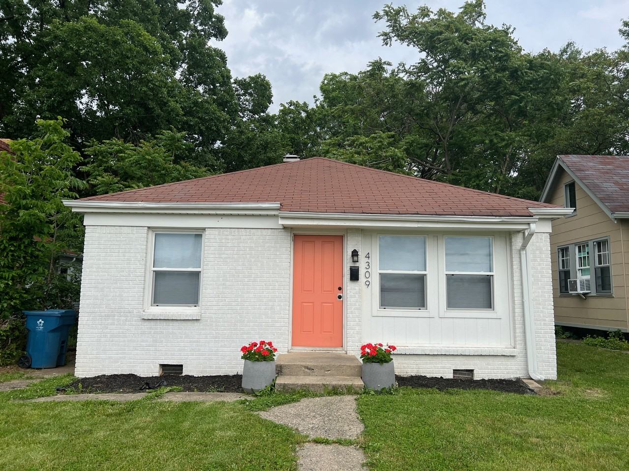 4309 Ralston Ave - Photo 2 of 17