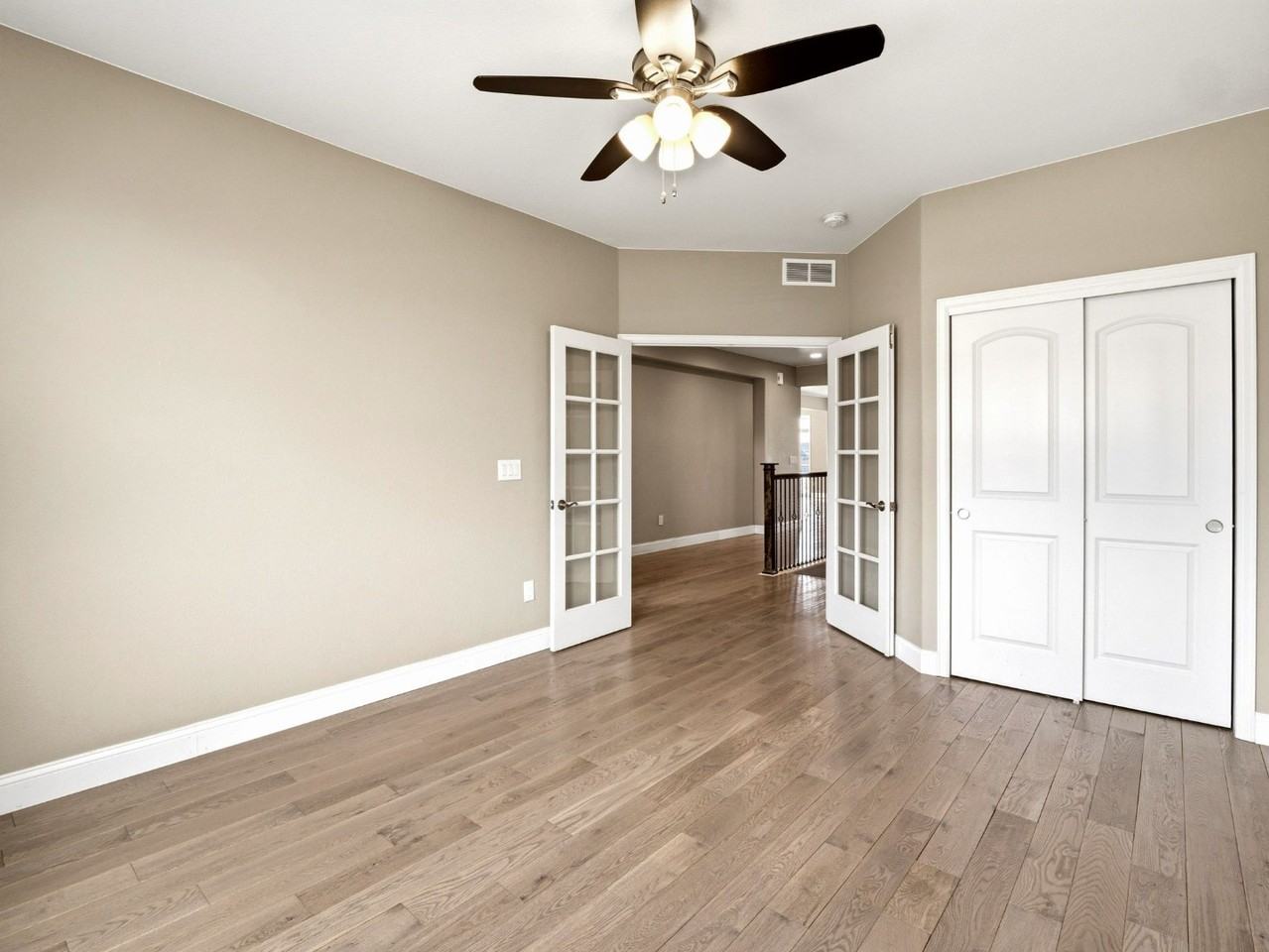 1135 Bonnyton Pl - Photo 6 of 44
