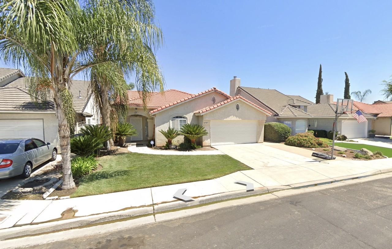 973 Garland Ave - Photo 4 of 6