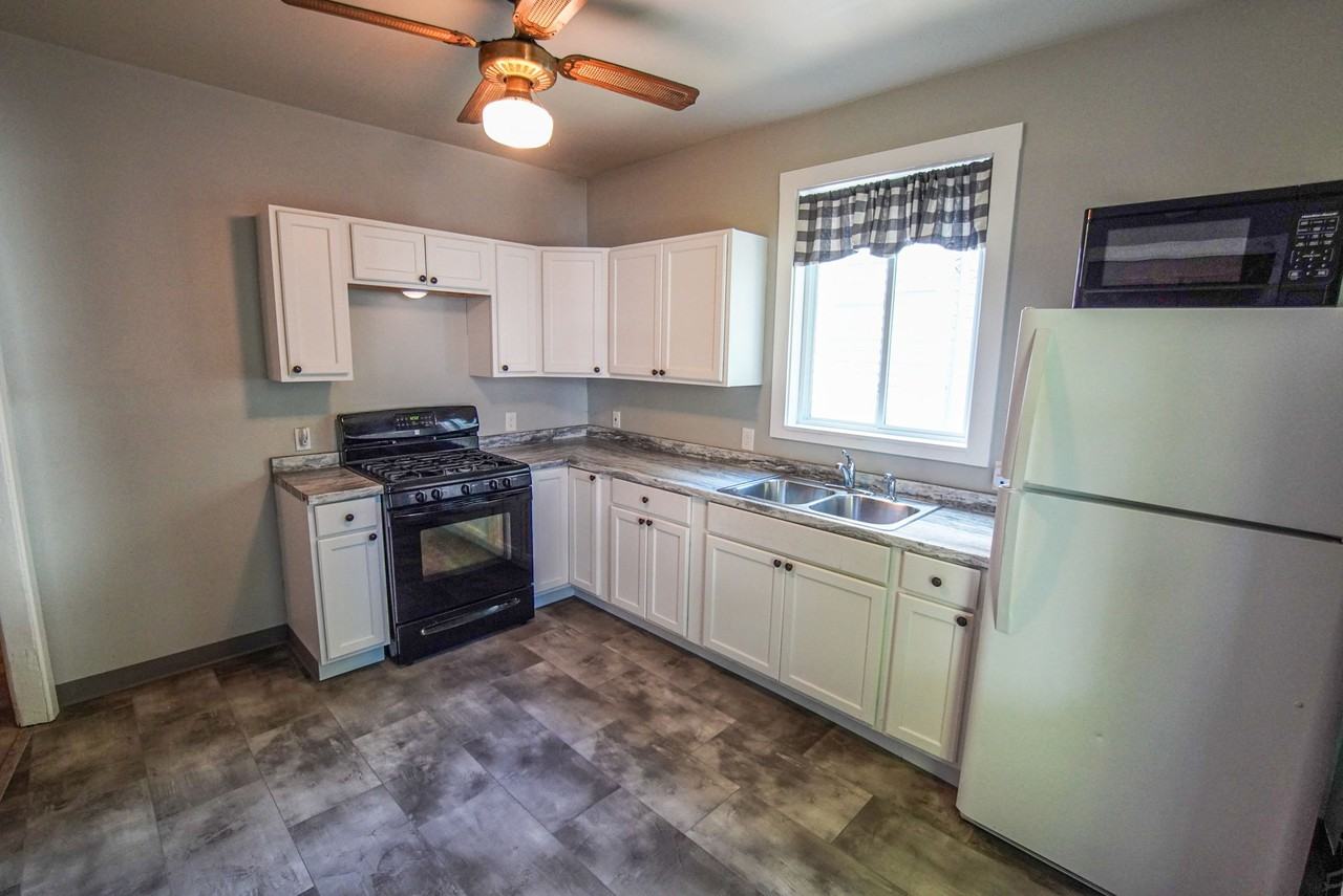 74 Woodside Ave #1 - Photo 6 of 21
