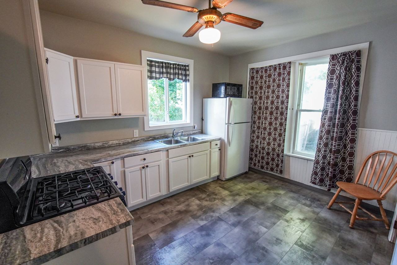 74 Woodside Ave #1 - Photo 7 of 21