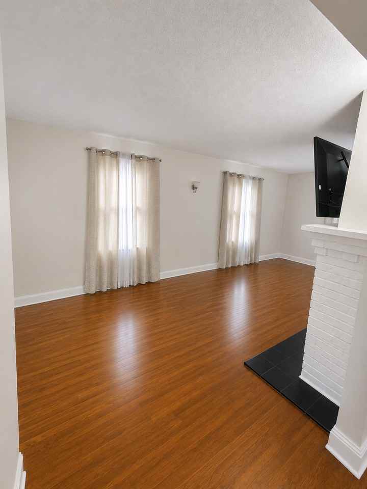 629 Watson Ave #1 - Photo 4 of 22