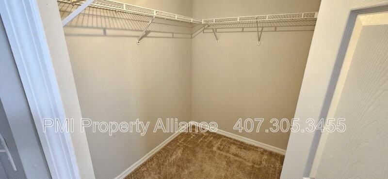 4212 Forest Island Dr - Photo 6 of 24