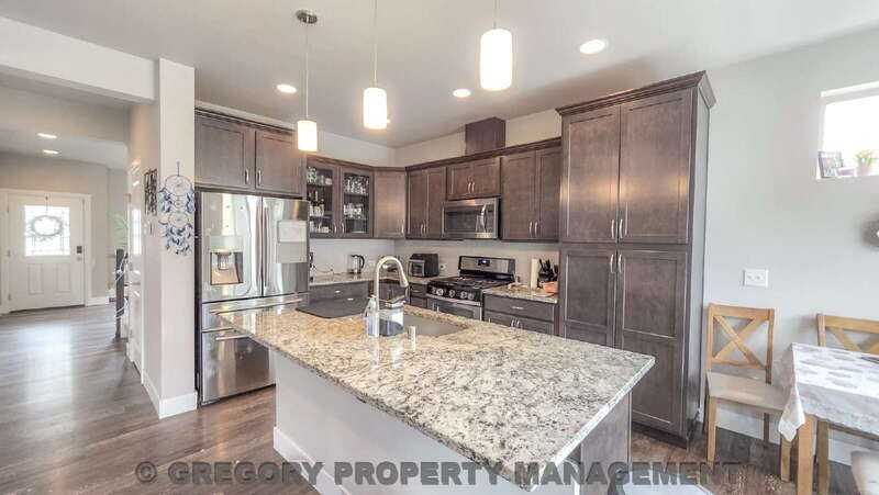 2328 Tucker Dr - Photo 5 of 24