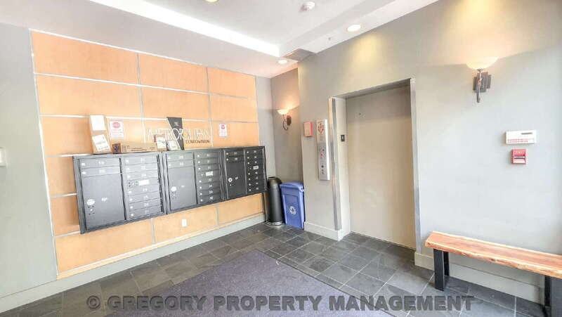925 110th Ave Ne #306 - Photo 3 of 33