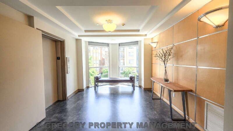 925 110th Ave Ne #306 - Photo 4 of 33